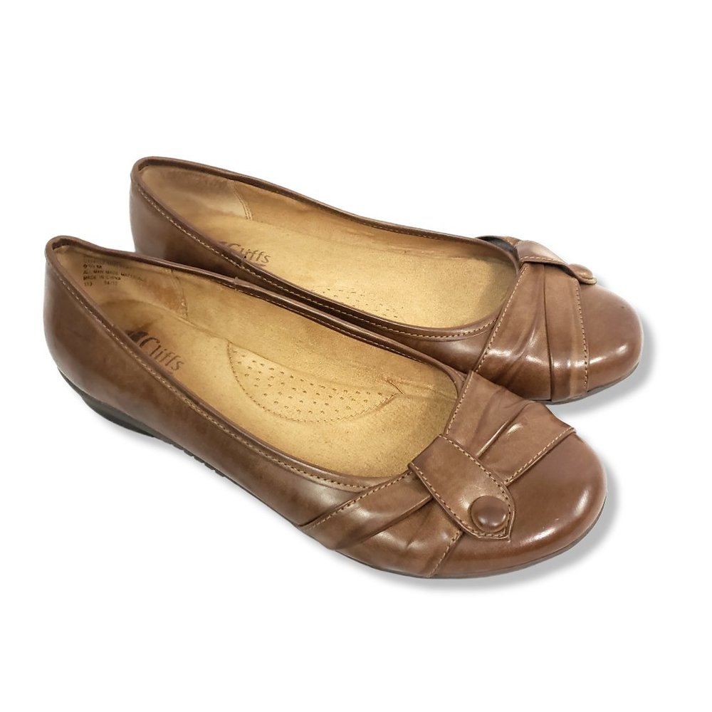 Cliffs by White Mountain Brown Faux Leather Slip-on Flats Size 9.5